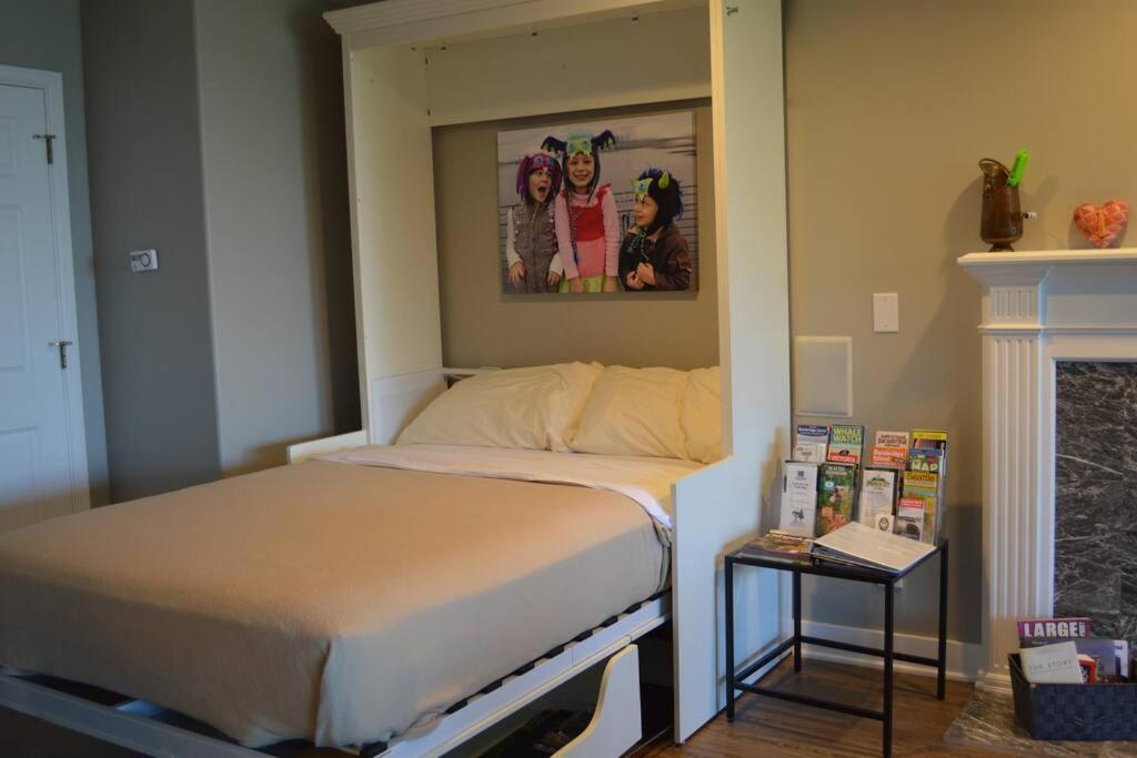 1-Bedroom Seaview Guesthouse On Seattle Luxury Estate With Views Of Olympic Mountains Esterno foto