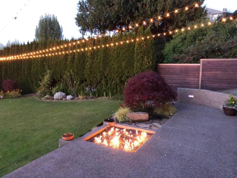 1-Bedroom Seaview Guesthouse On Seattle Luxury Estate With Views Of Olympic Mountains Esterno foto